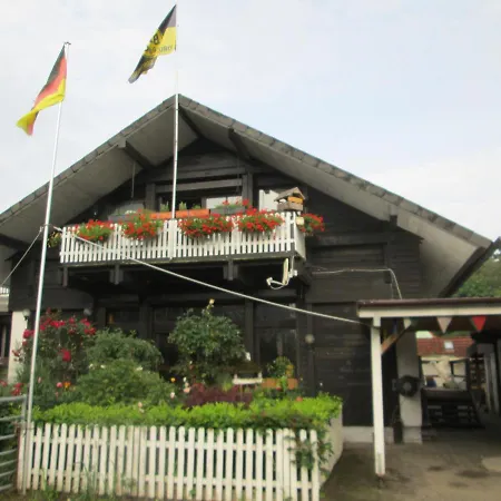 Haus Hachtmann アパート